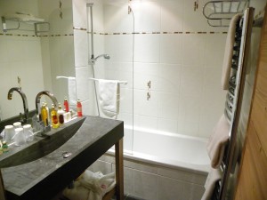 Hotel Carlina La Clusaz - bathroom