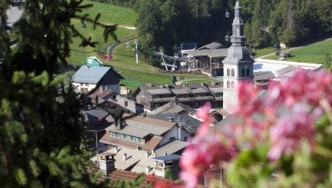 hotel_carlina_la_clusaz_chambre_balcon_vue_ete